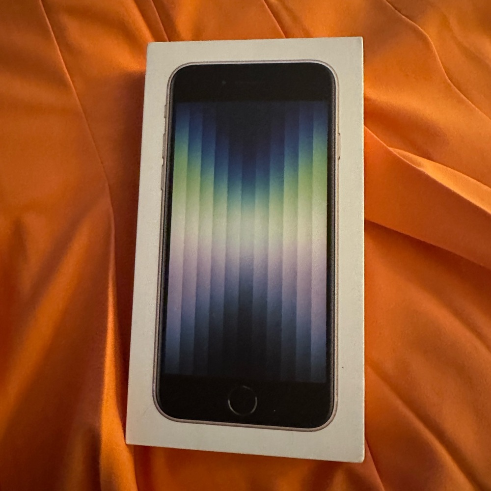 Apple iPhone SE - Black